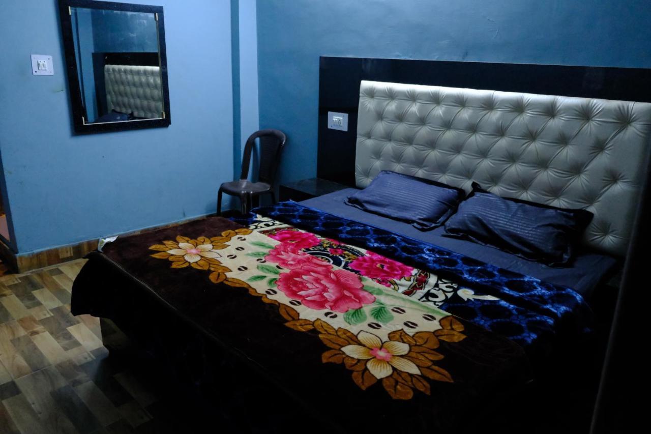 Shanti Cafe - Hotel&Restaurant Kasol Esterno foto