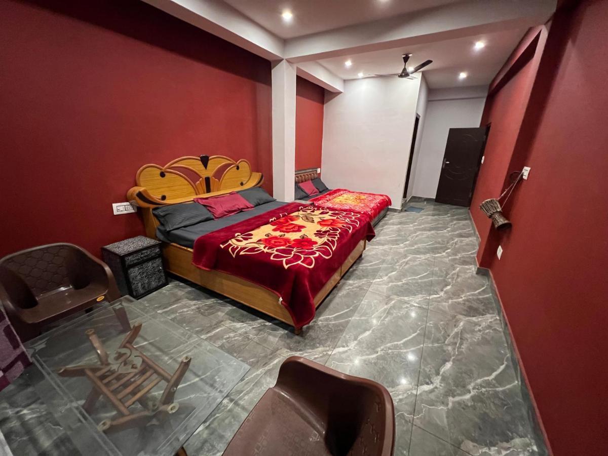 Shanti Cafe - Hotel&Restaurant Kasol Esterno foto