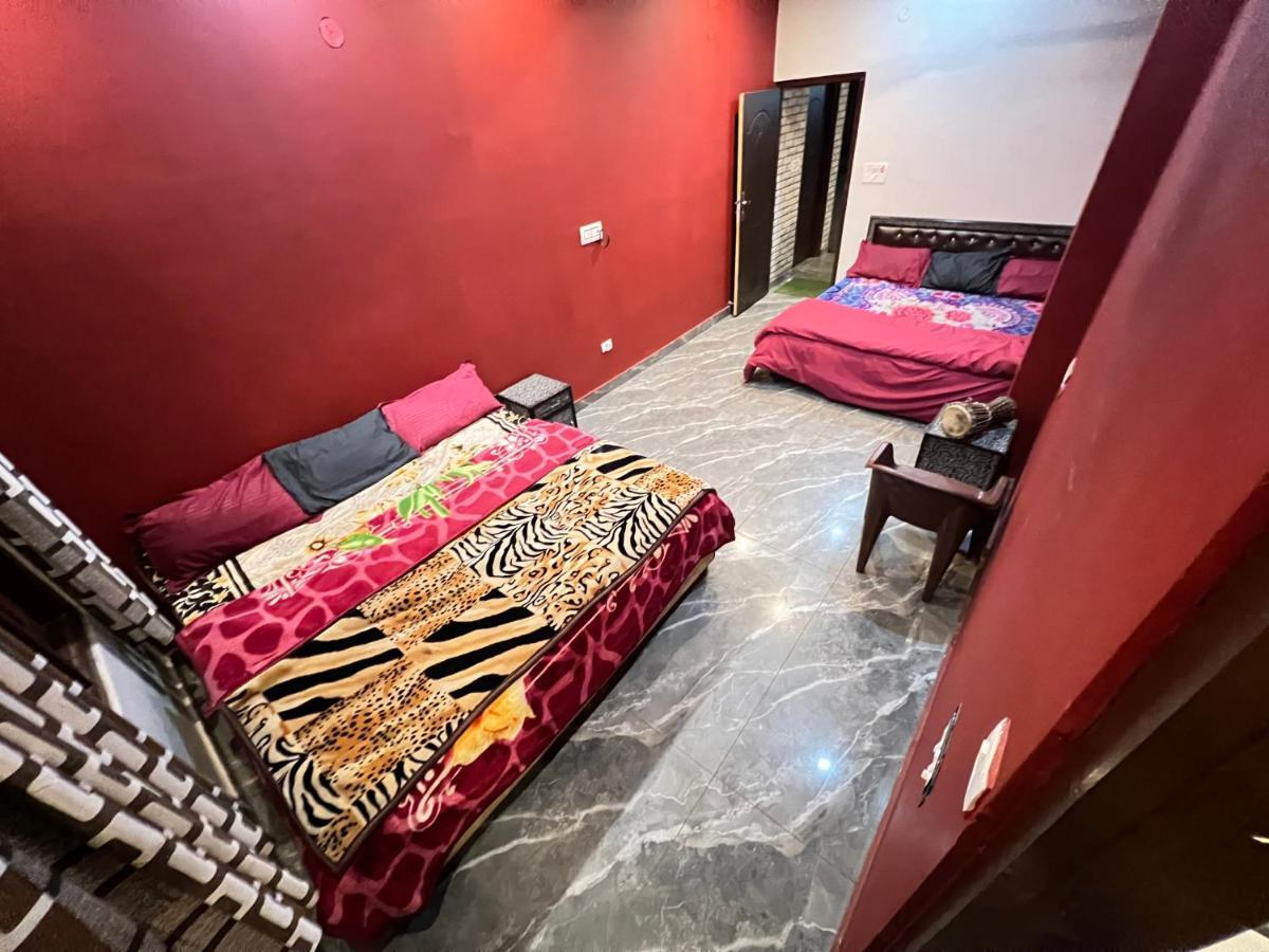Shanti Cafe - Hotel&Restaurant Kasol Esterno foto