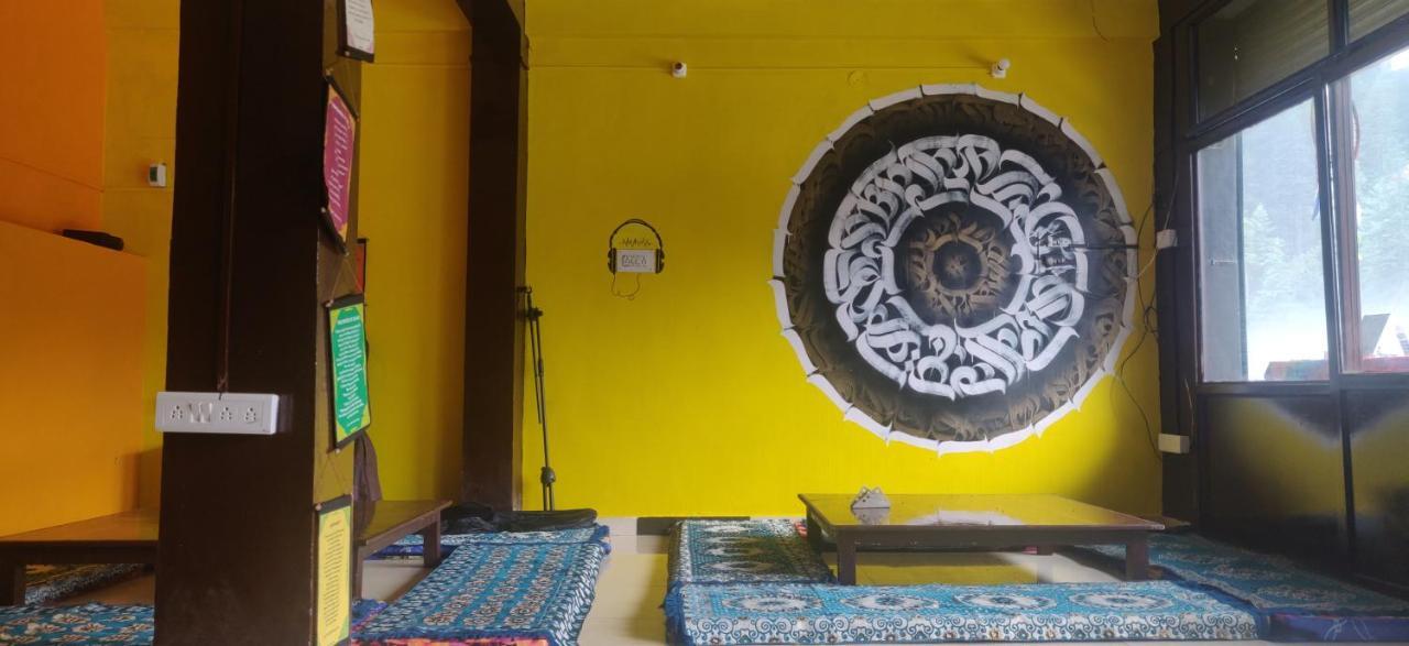 Shanti Cafe - Hotel&Restaurant Kasol Esterno foto