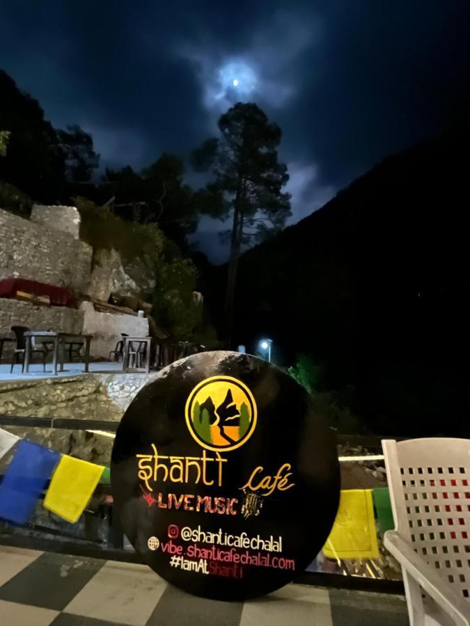 Shanti Cafe - Hotel&Restaurant Kasol Esterno foto
