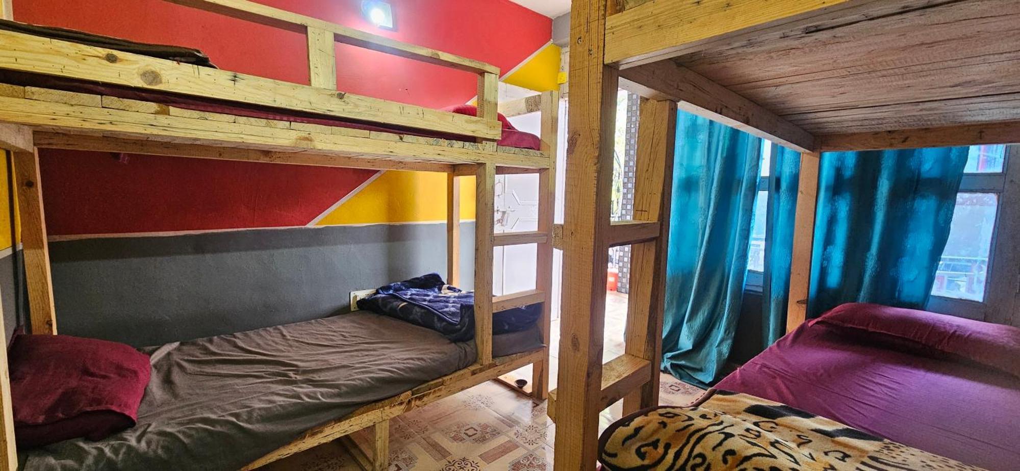 Shanti Cafe - Hotel&Restaurant Kasol Esterno foto