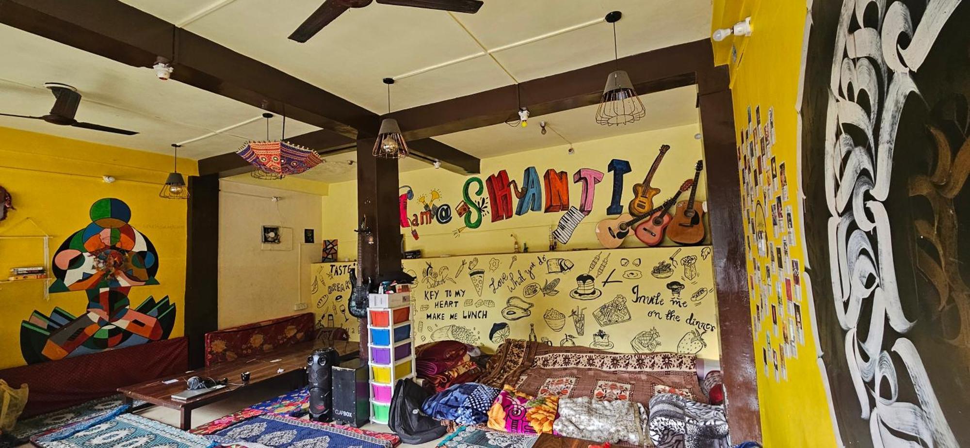 Shanti Cafe - Hotel&Restaurant Kasol Esterno foto
